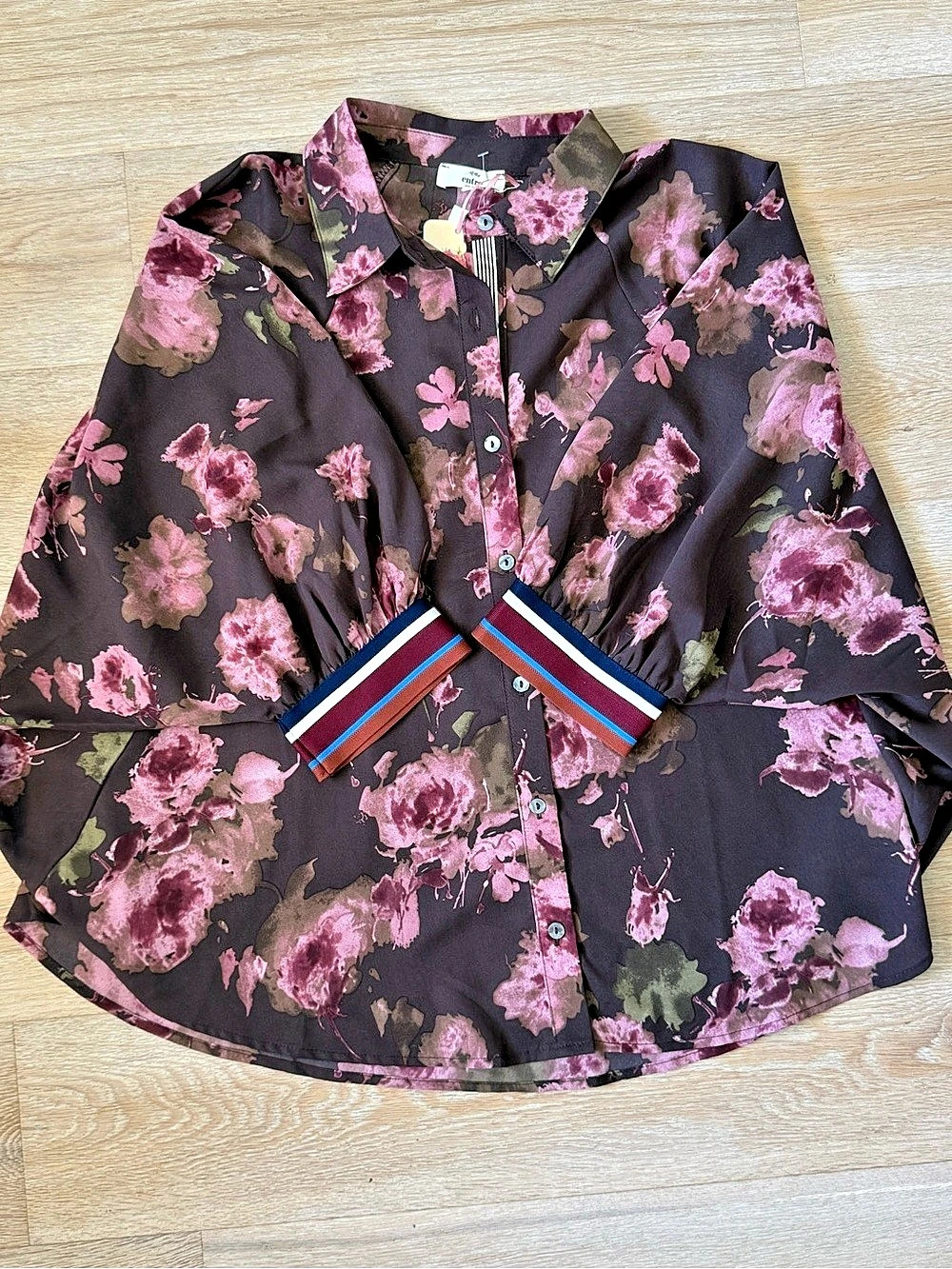Entro burgundy fall floral button up batwing blouse